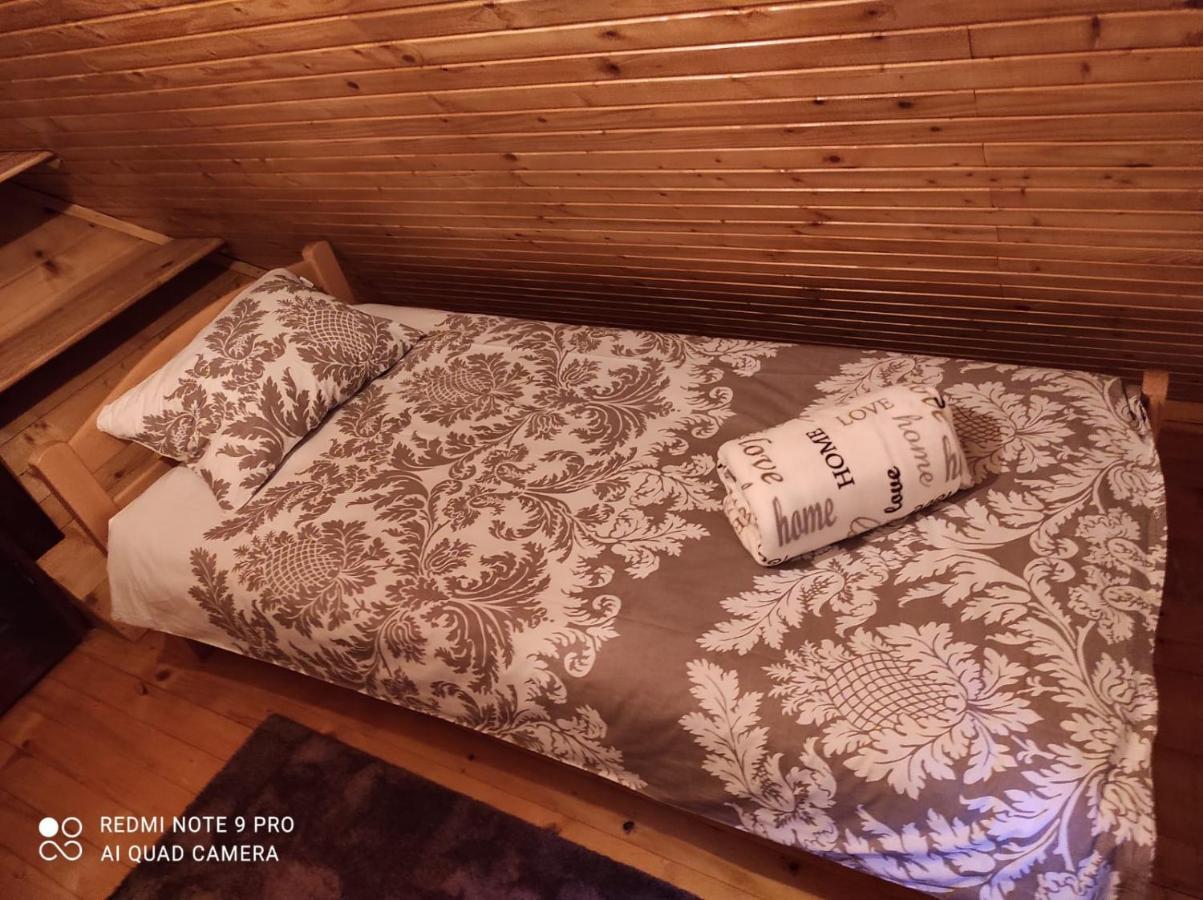 Vila Tijana Mitrovac Esterno foto